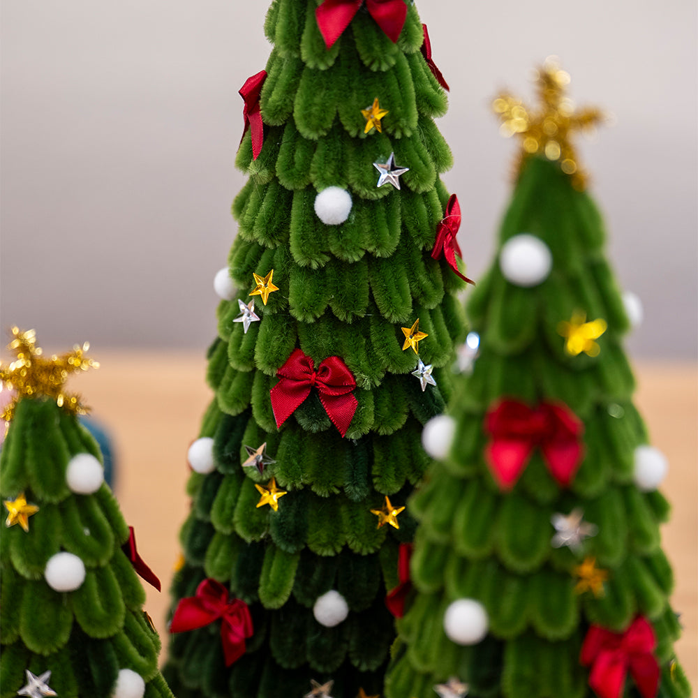 FESTIVE GREEN - Christmas Tree Pipe Cleaner Craft Kit