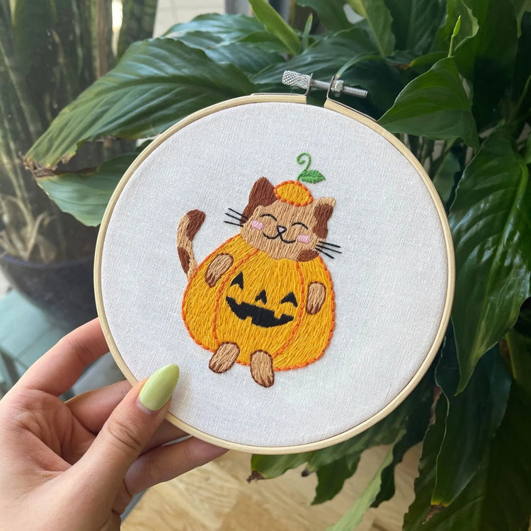 Craft Club Co Australia KITTY IN COSTUME Embroidery Kit