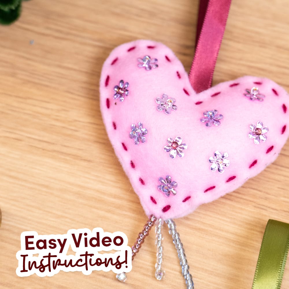 Craft Club Co SPARKLING HEART - Beaded Ornament Kit