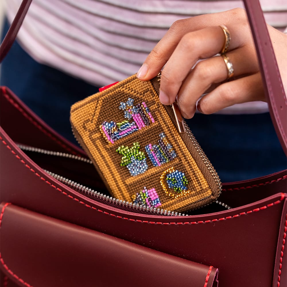 Craft Club Co BOOK NOOK - Beaded Pouch Kit