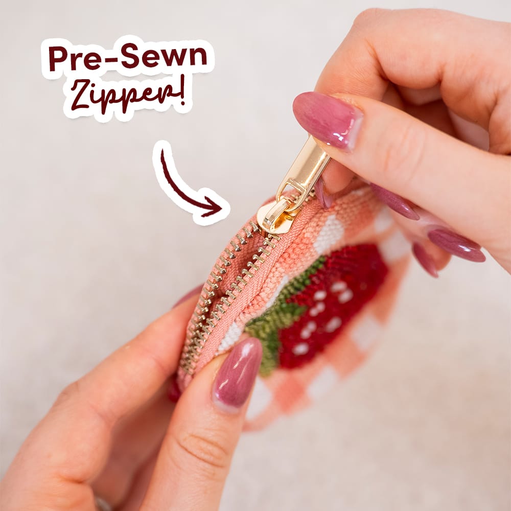 Craft Club Co ITTY BITTY STRAWBERRY - Beaded Pouch Kit