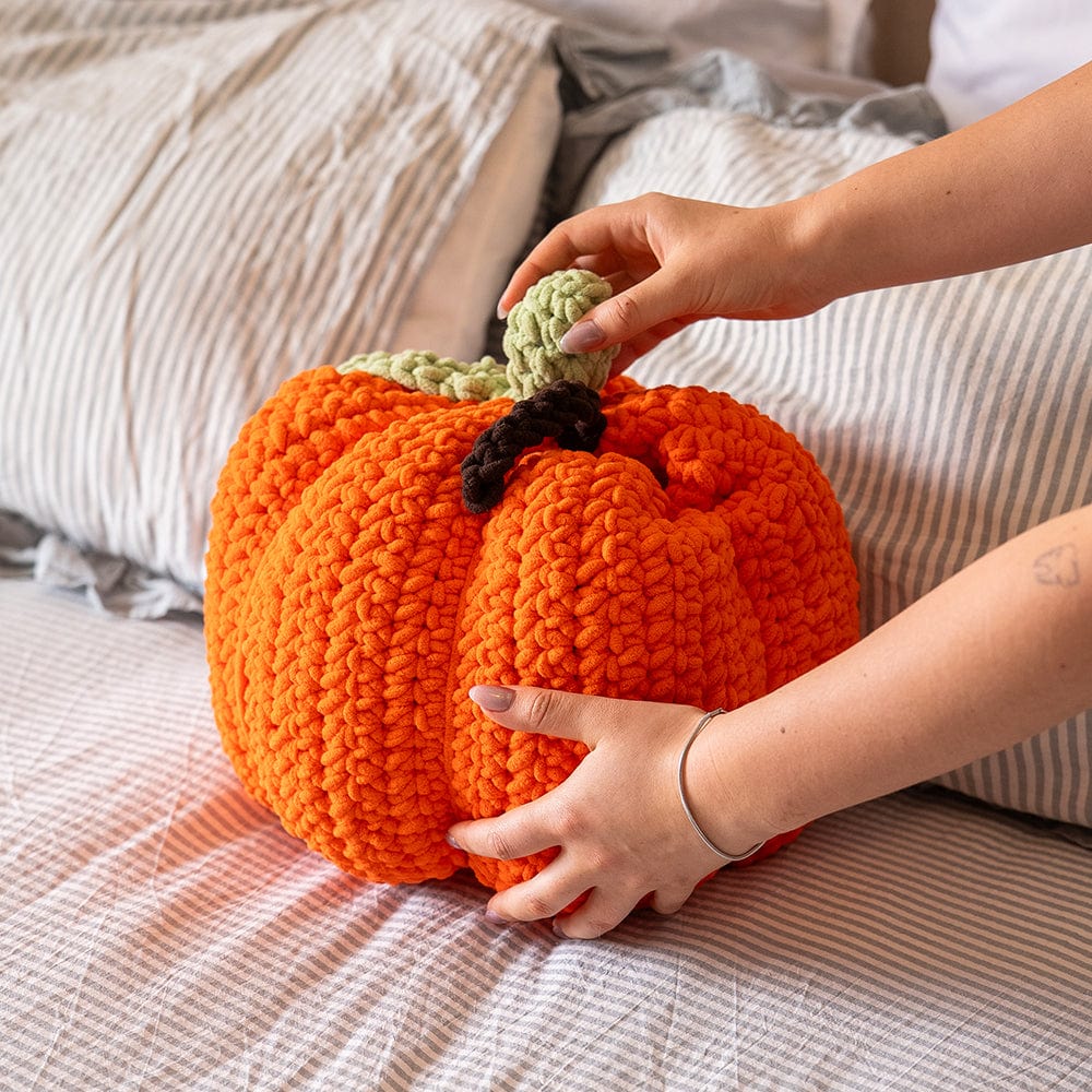 Craft Club Co PUMPKIN Chunky Crochet Kit