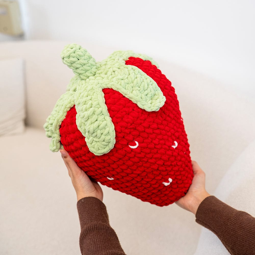 Craft Club Co STRAWBERRY Chunky Crochet Kit