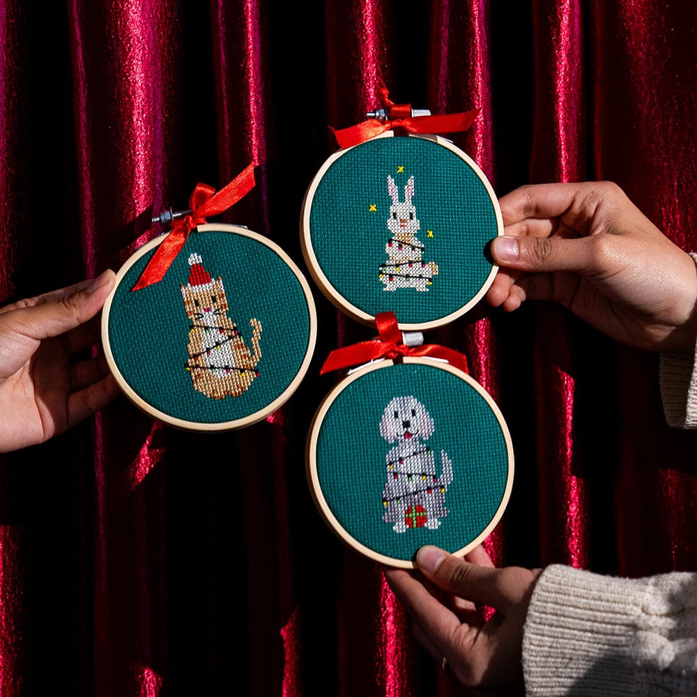 Craft Club Co CHRISTMAS LIGHTS - Christmas Mini Ornaments Cross Stitch Kit