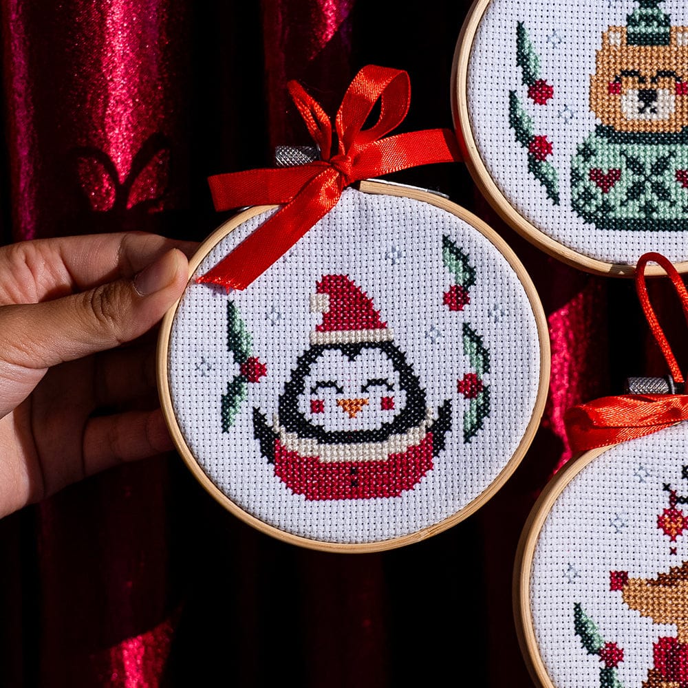 Craft Club Co FESTIVE FRIENDS | Christmas Mini Ornaments Cross Stitch Kit