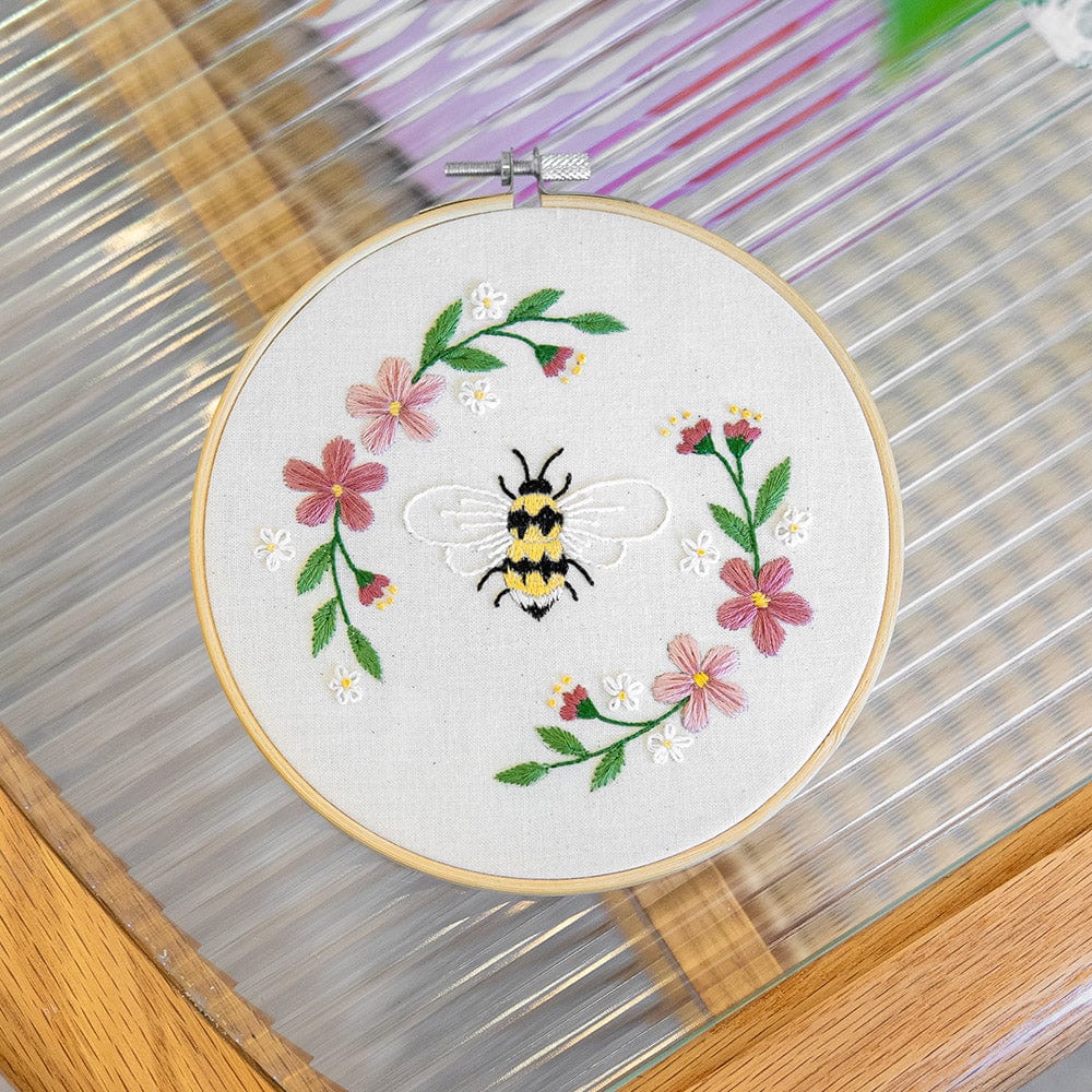 Craft Club Co HONEY BEE Embroidery Kit