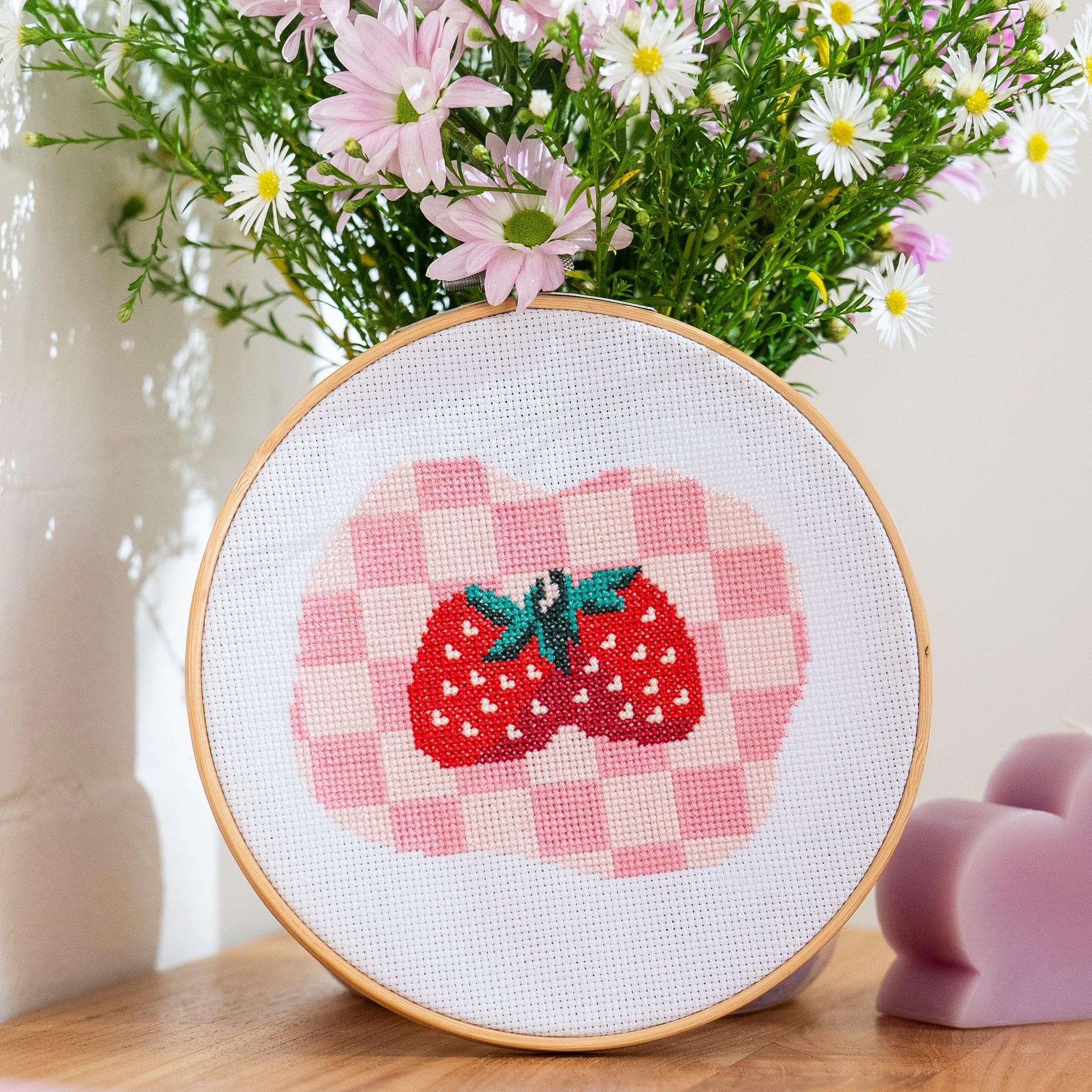 Craft Club Co STRAWBERRY SUMMER - Cross Stitch Kit