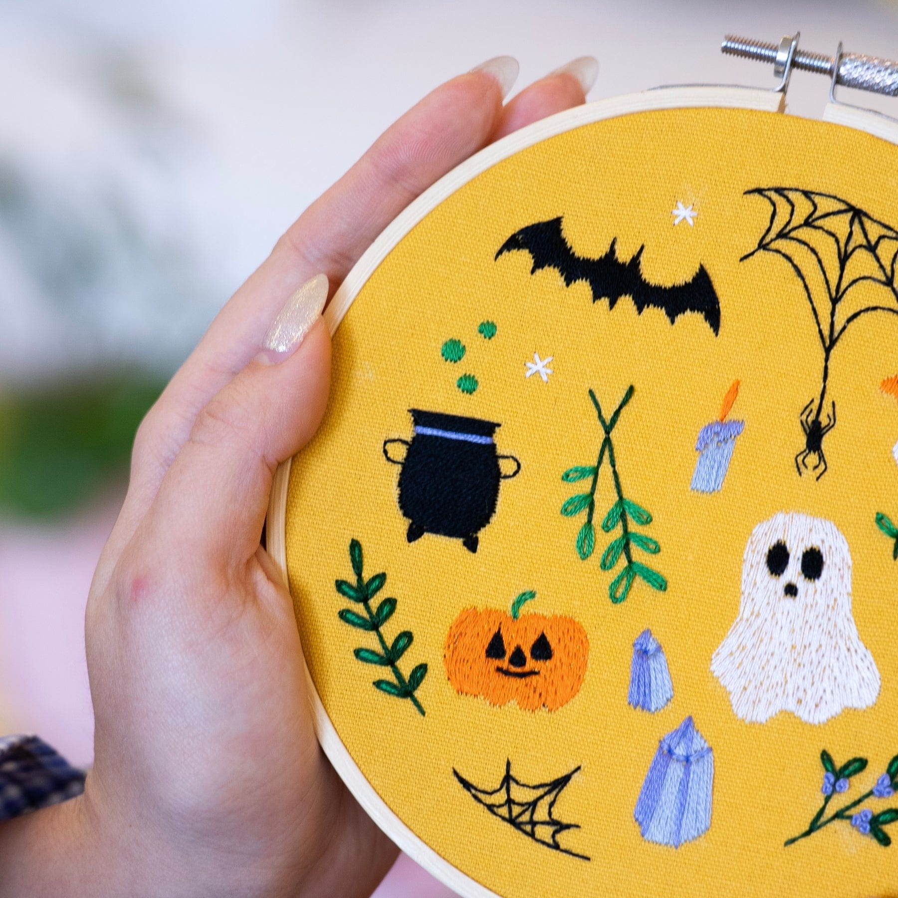 Craft Club Co SPOOKY STITCHES Embroidery Kit