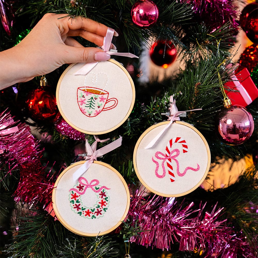 Craft Club Co TINSEL & TEA - Christmas Minis Embroidery Kit