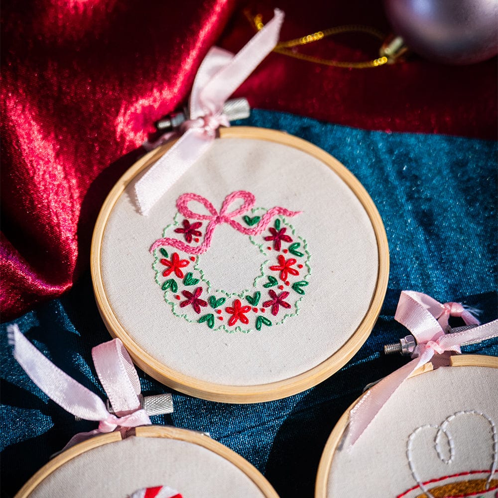 Craft Club Co TINSEL & TEA - Christmas Minis Embroidery Kit