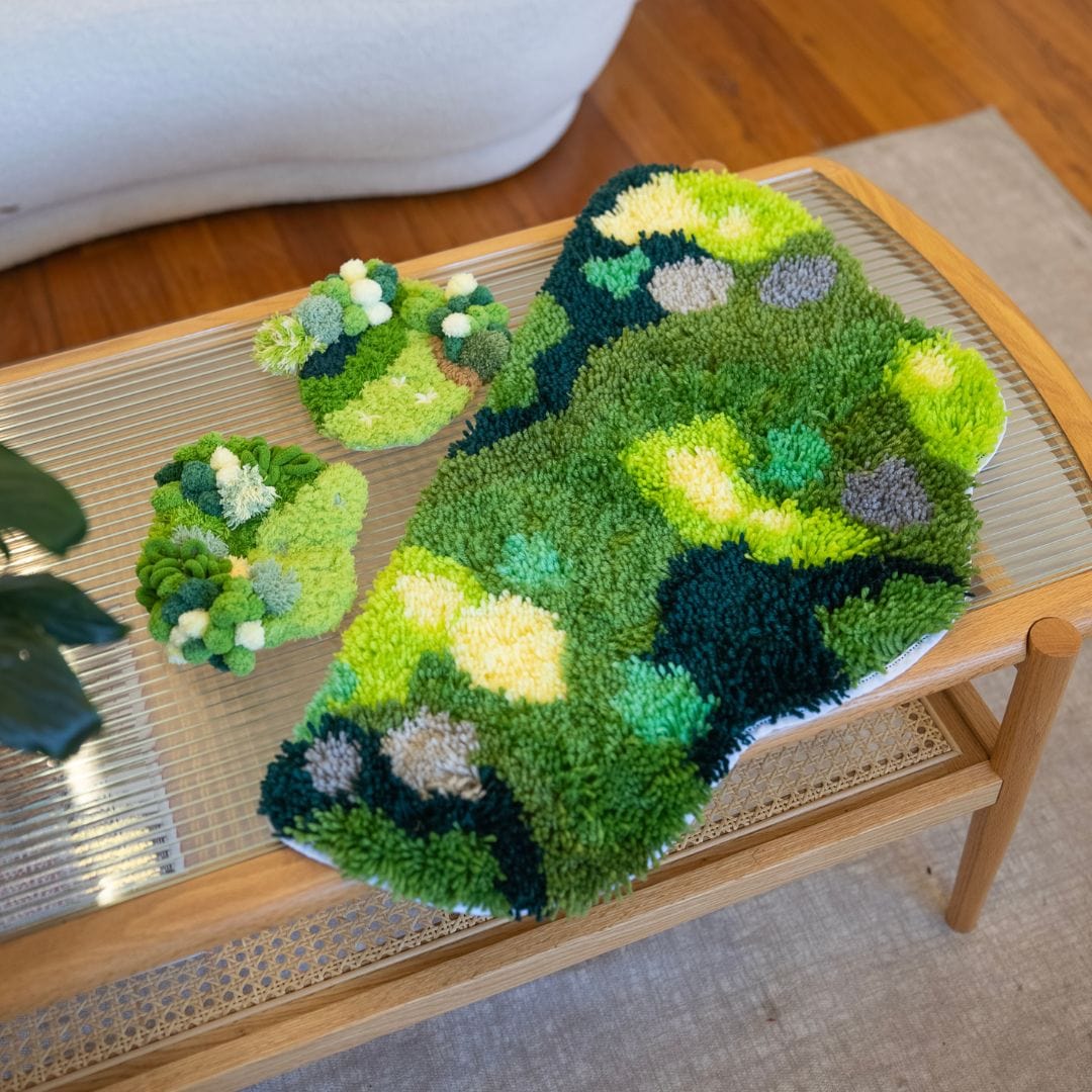 Craft Club Co GREEN GARDEN | Latch Hook Rug and Moss Coaster Bundle