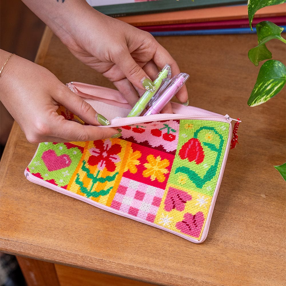 Craft Club Co Patchwork Party - Needlepoint Pouch Kit