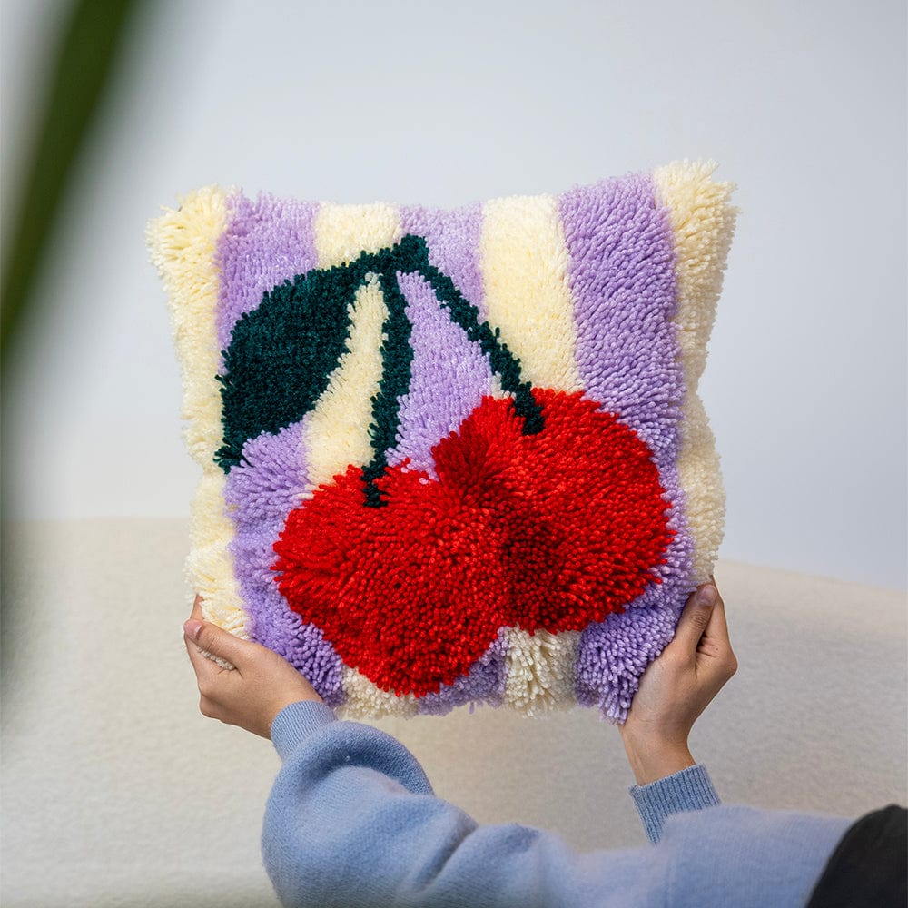 Craft Club Co RIPE STRIPES - CHERRY Latch Hook Cushion Kit