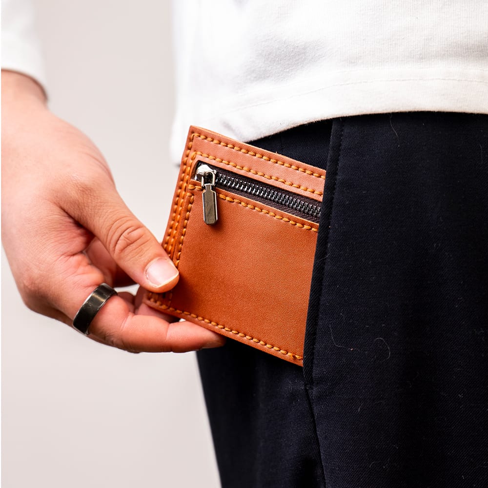 Craft Club Co TAN BROWN THE SLIP - Leather Cardholder Kit