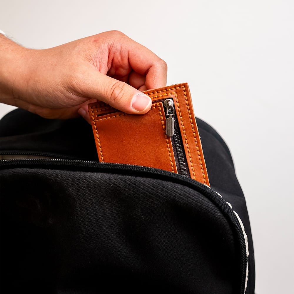 Craft Club Co TAN BROWN THE SLIP - Leather Cardholder Kit