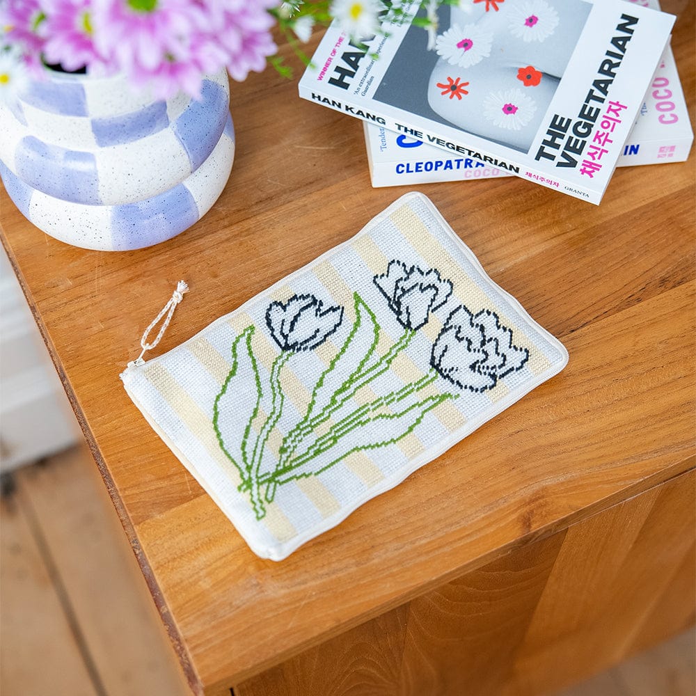 Craft Club Co LES TULIPES | Pouch Kit