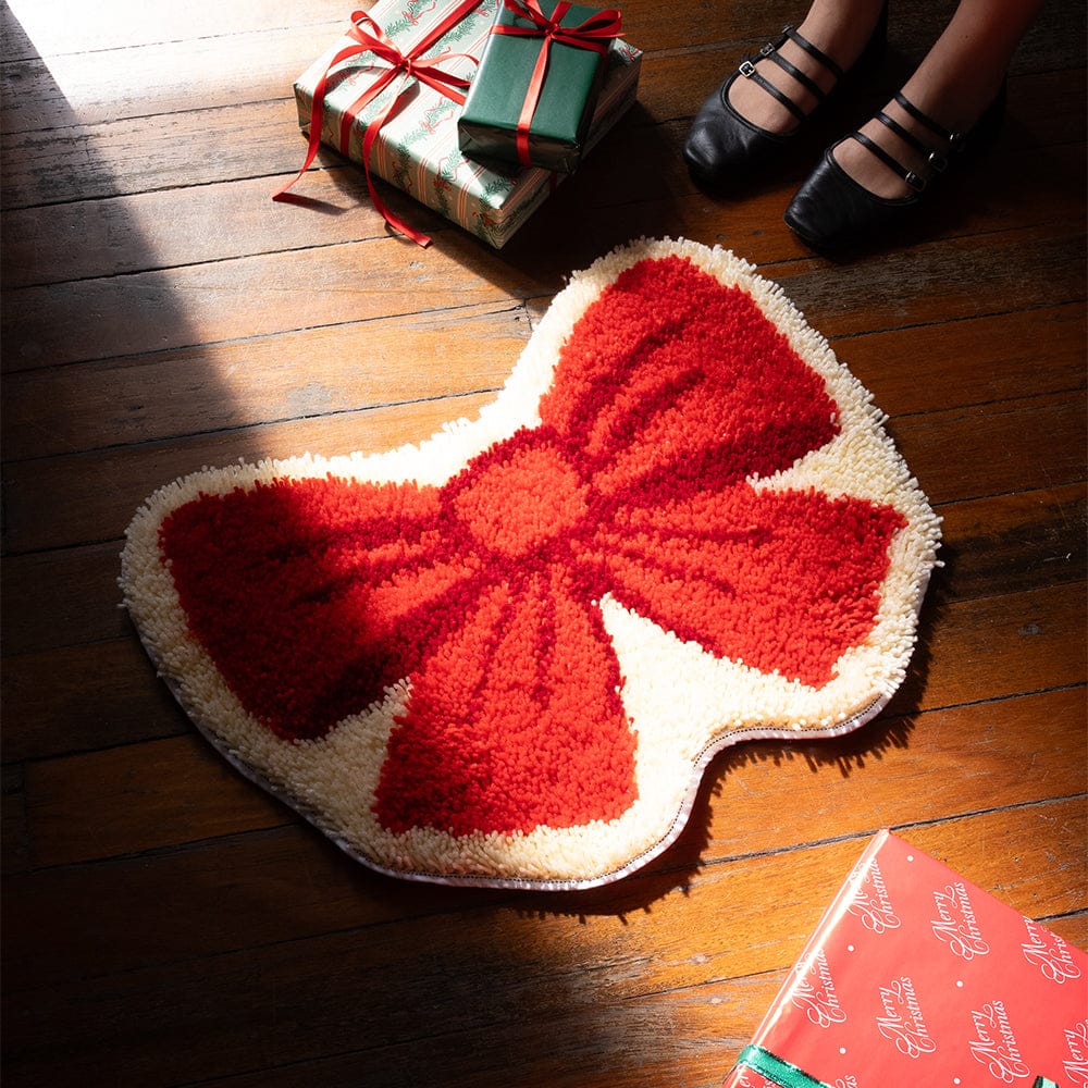 Craft Club Co BIG RED BOW - Christmas Rug Kit