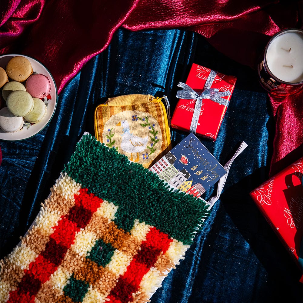 Craft Club Co COZY PLAID - Christmas Stocking Kit
