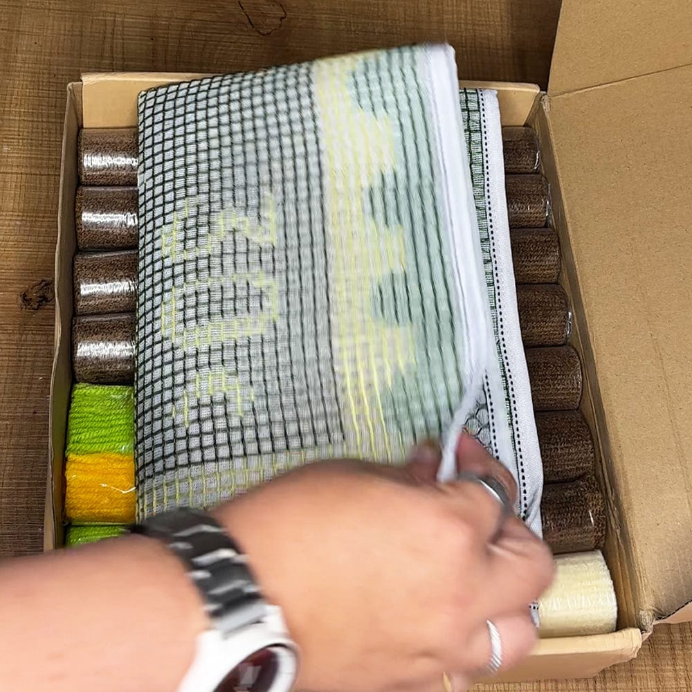 Craft Club Co Flannel Flower Stamps - XL Latch Hook Rug Kit