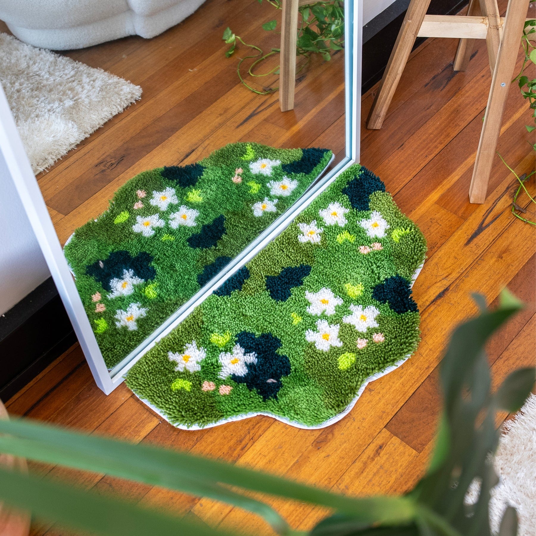 Craft Club Co FLOWER GLADE | XL Mirror Rug Making Kit