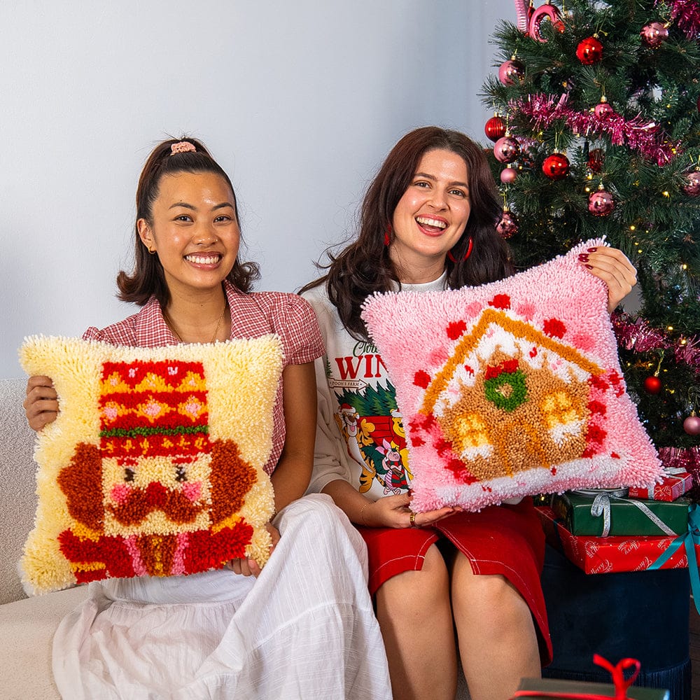 Craft Club Co GINGERBREAD DREAM - Christmas Cushion Kit