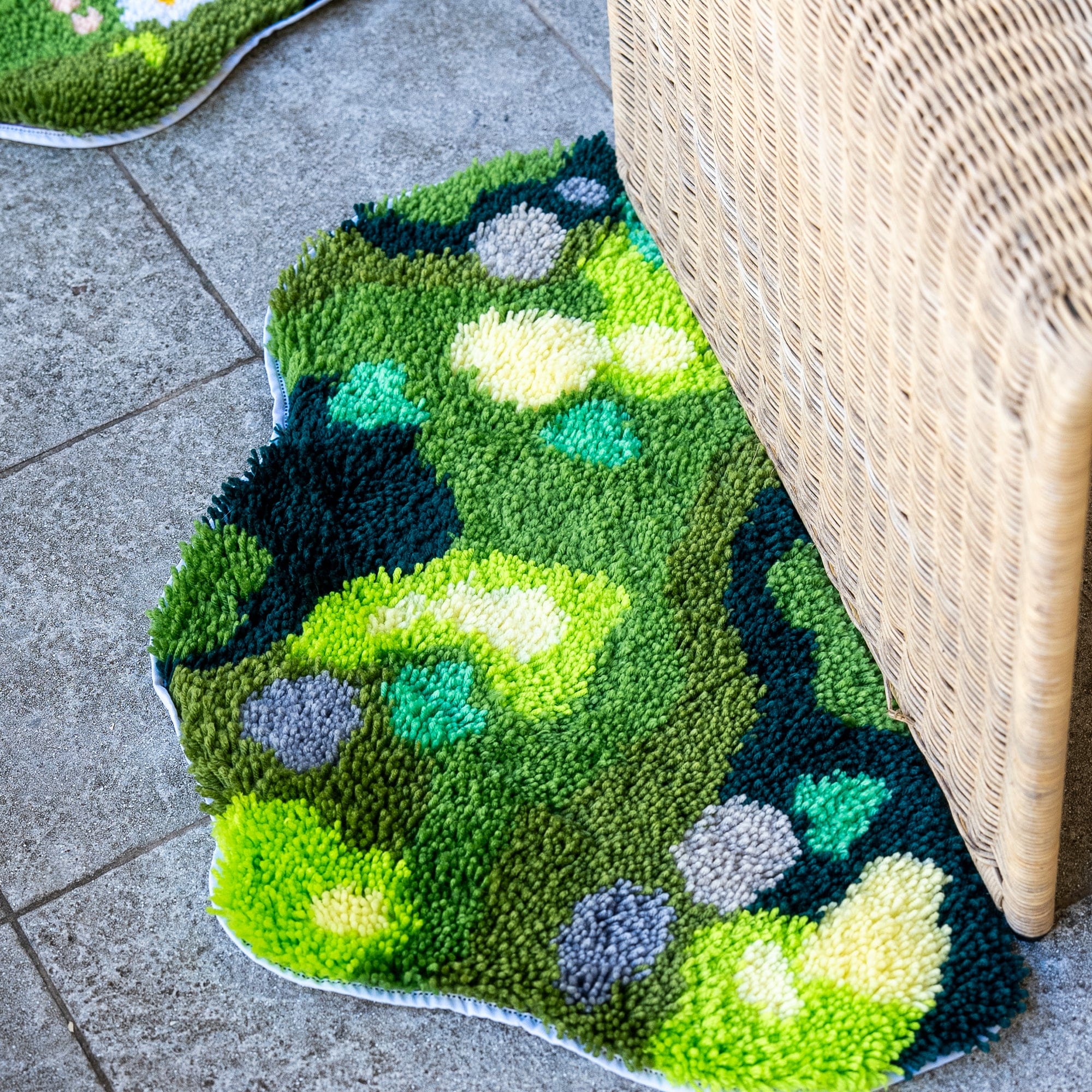 Craft Club Co MOSSY CAVERN - XL Mirror Rug Making Kit