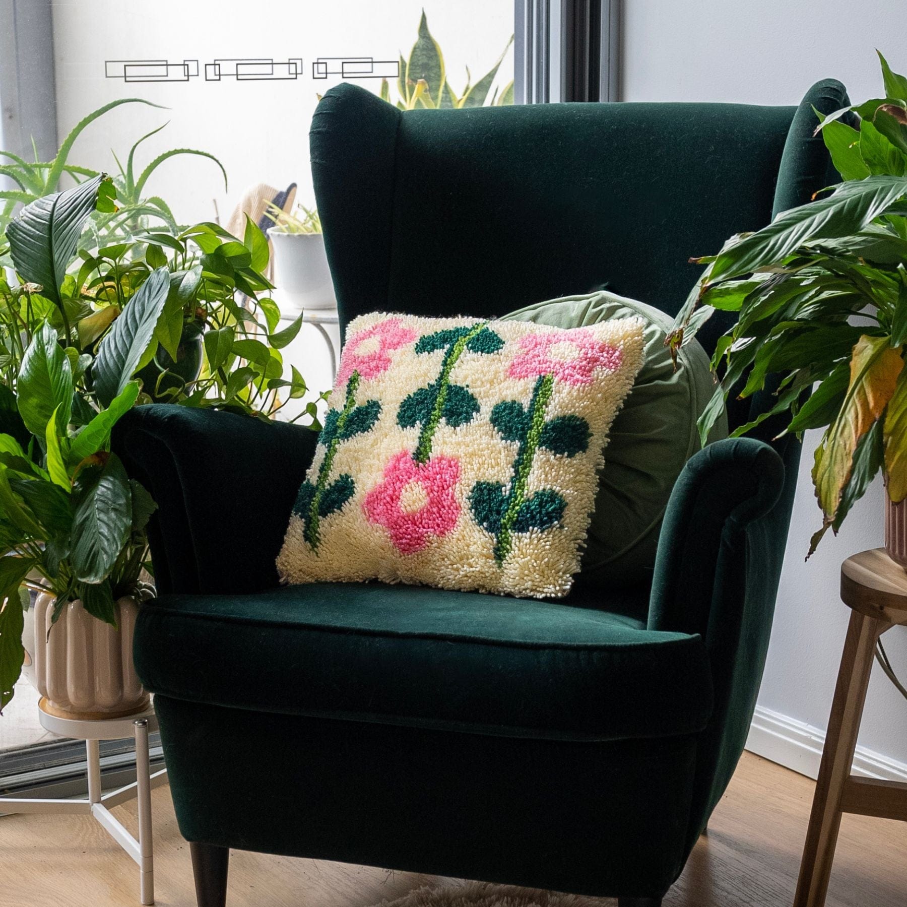 Craft Club Co Pink Fever - Latch Hook Bundle