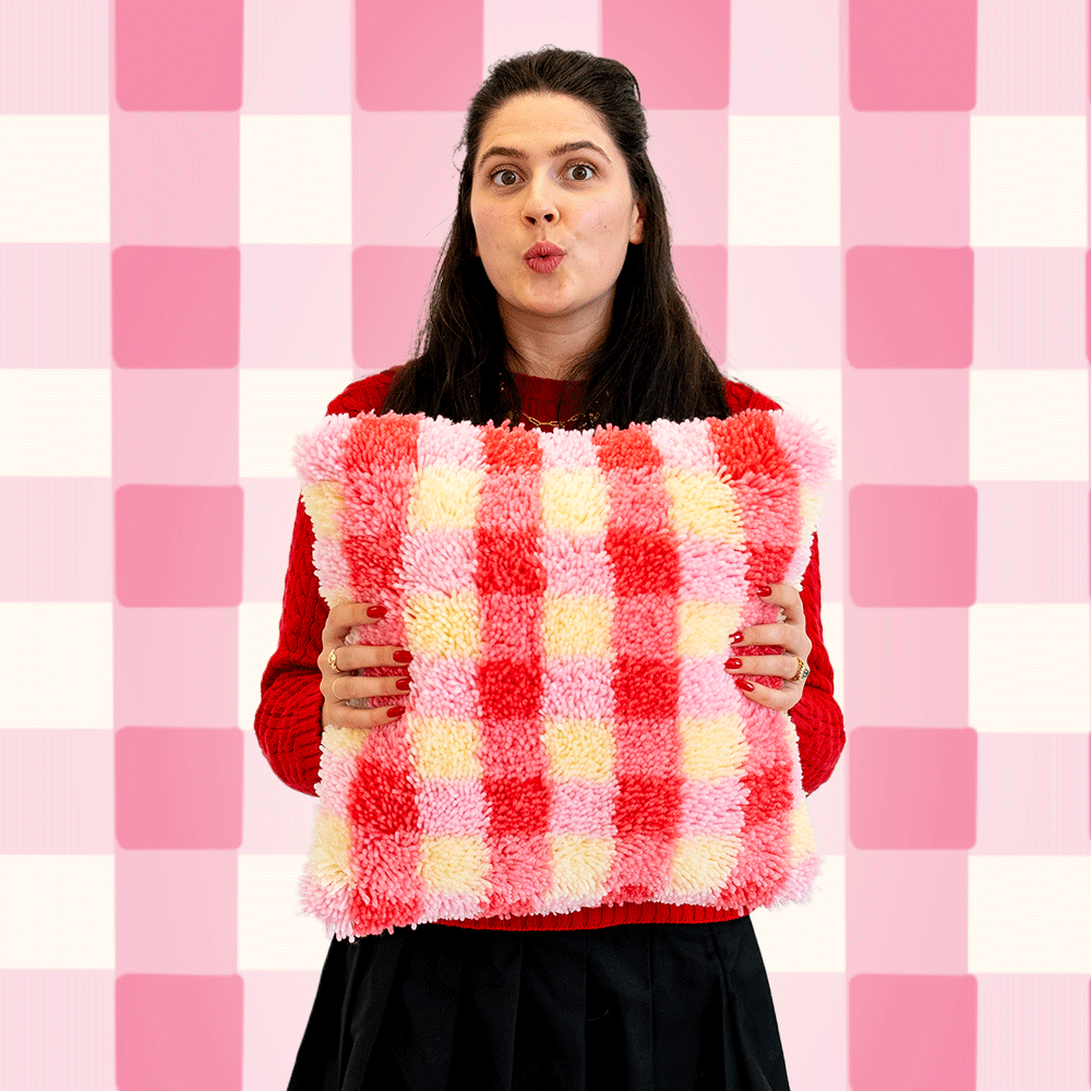 Craft Club Co PINK LEMONADE | GINGHAM Latch Hook Cushion Kit