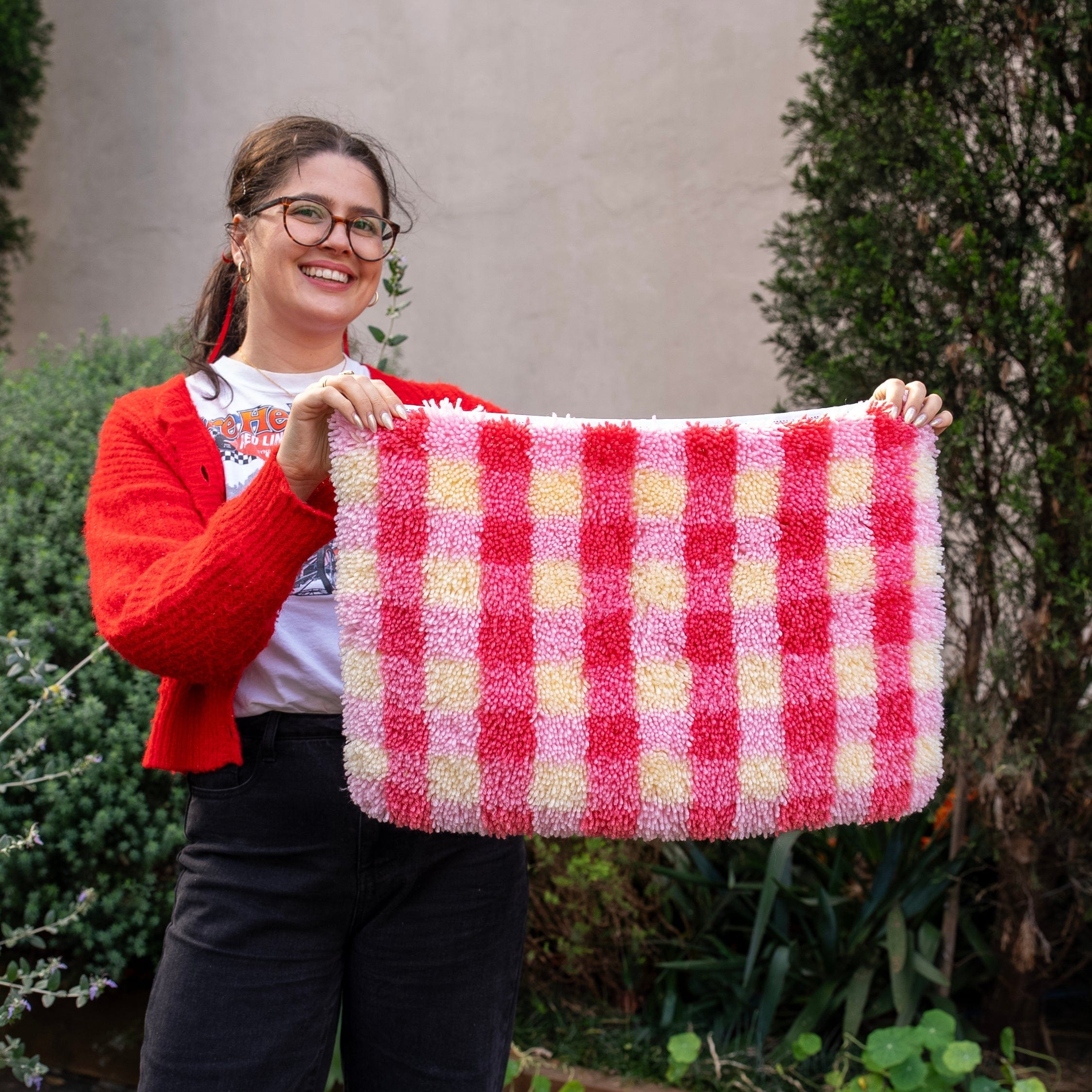 Craft Club Co PINK LEMONADE | GINGHAM Rug Making Kit