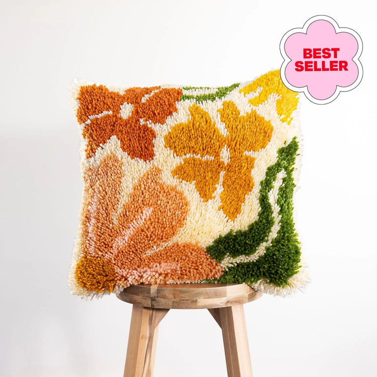 Craft Club Co PRETTY PETALS - EARTHY Latch Hook Cushion Kit