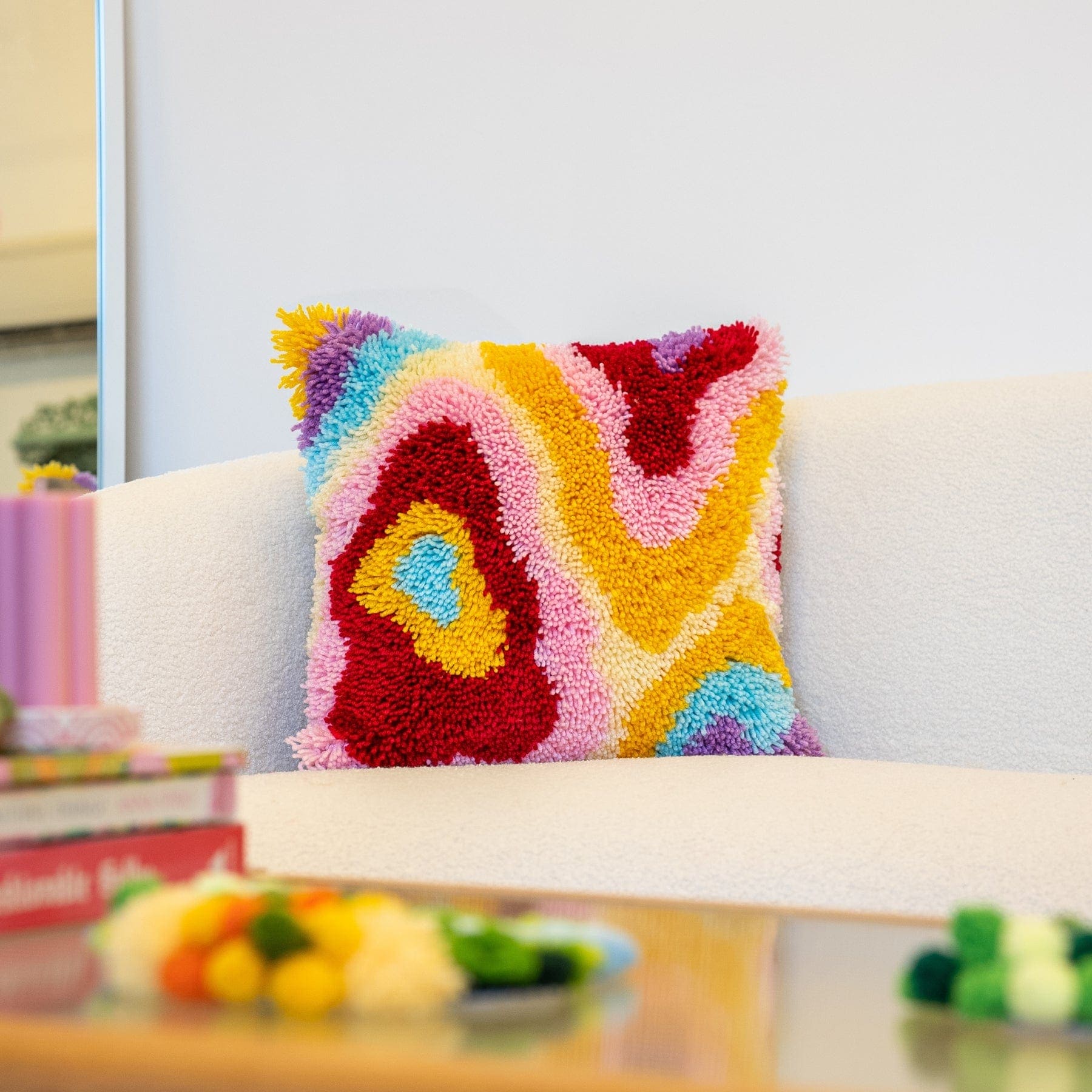 Craft Club Co PSYCHEDELIA Latch Hook Cushion Kit