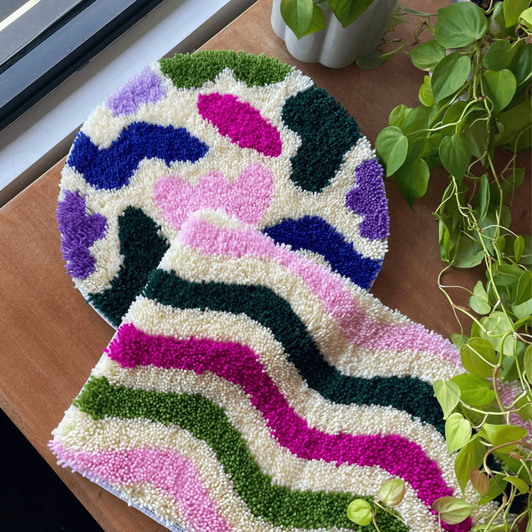 Craft Club Co WHIRL & WAVE - GREENS Rug Making Kit