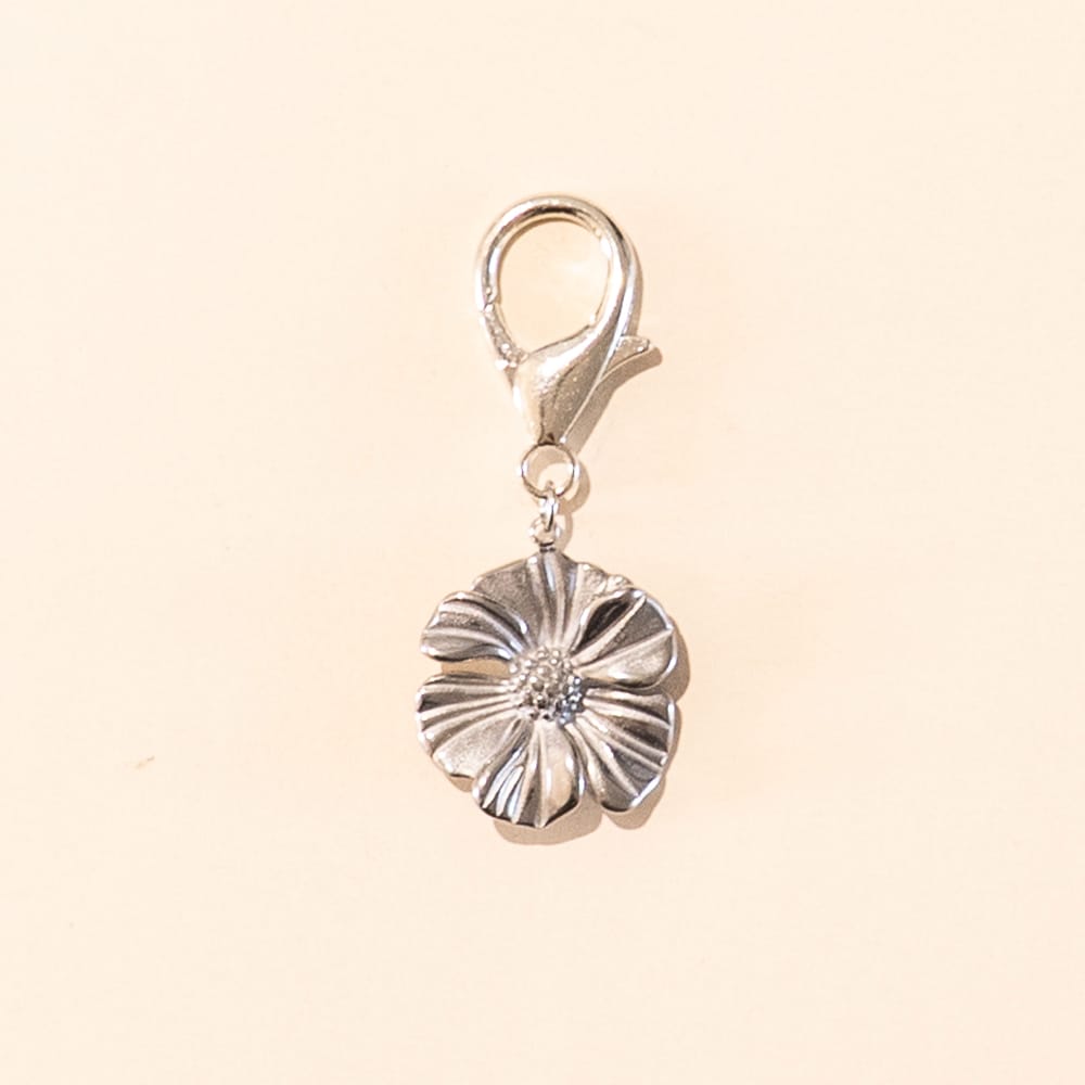 Craft Club Co SILVER - PETALS CHARM