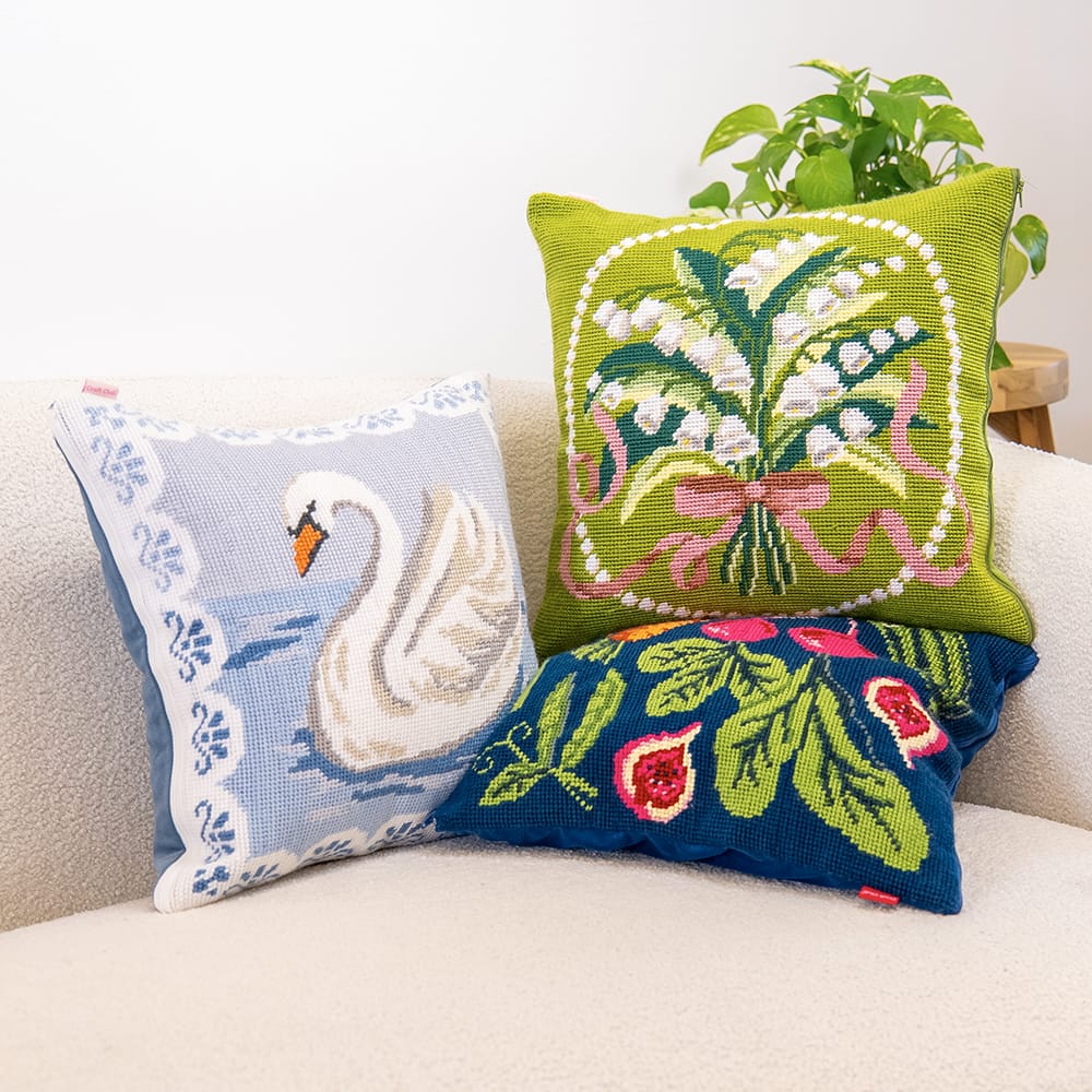 Craft Club Co LILY OF THE VALLEY - Tapestry Needlepoint Cushion Kit