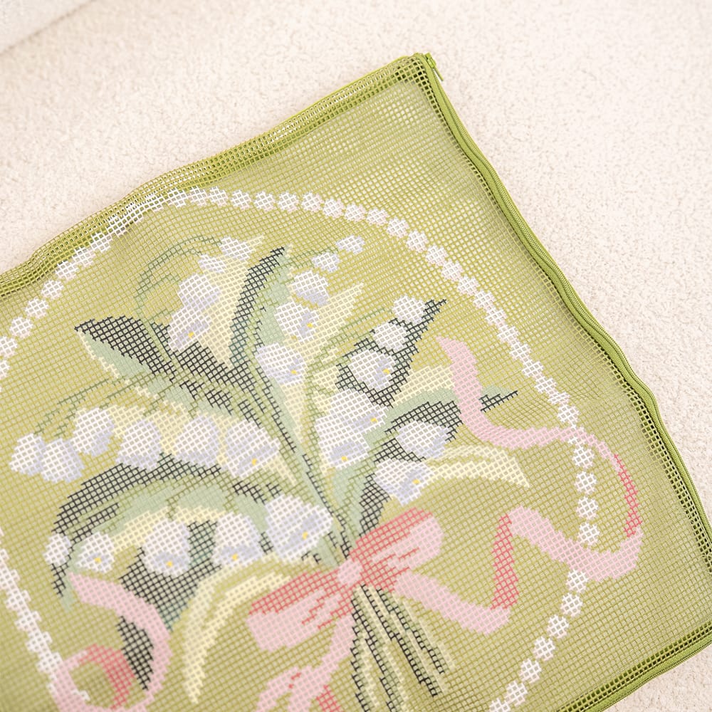 Craft Club Co LILY OF THE VALLEY - Tapestry Needlepoint Cushion Kit