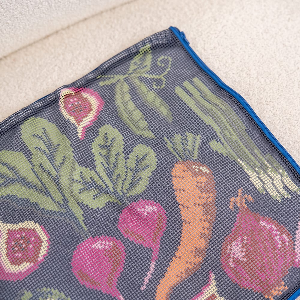 Craft Club Co SUNDAY MARKET - Tapestry Needlepoint Cushion Kit