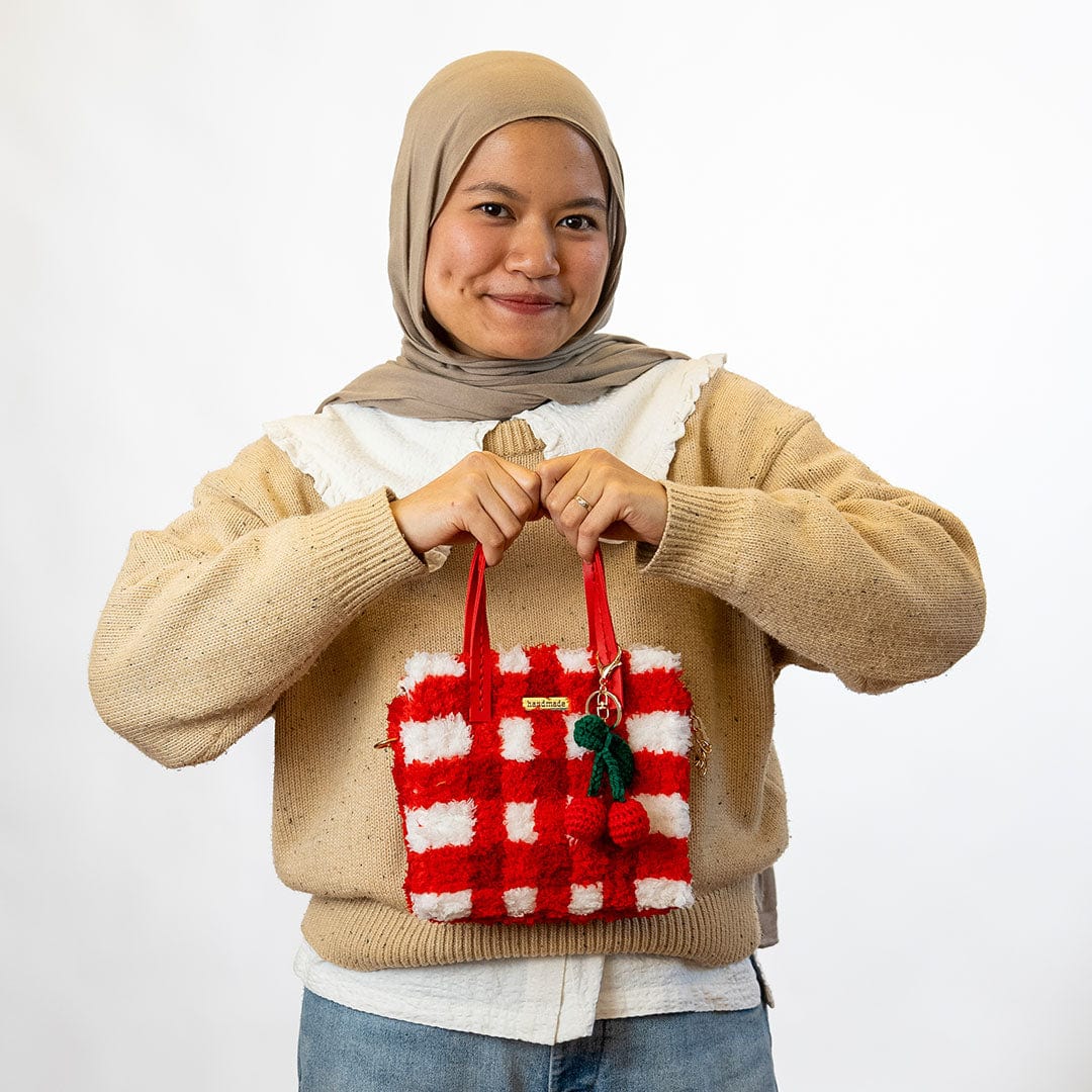 Craft Club Co CAUGHT RED HANDED| Woven Bag Bundle