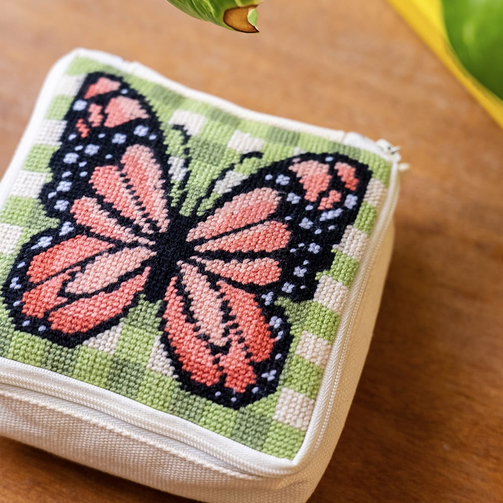 Craft Club GINGHAM BUTTERFLY - Needlepoint Pouch Kit