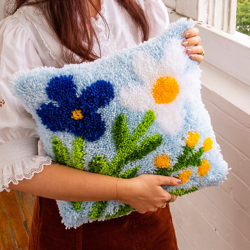 Craft Club Baby Blue Wild Blooms - Latch Hook Cushion Kit