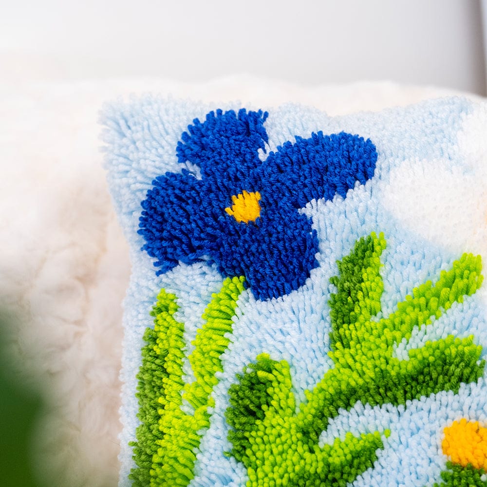 Craft Club Baby Blue Wild Blooms - Latch Hook Cushion Kit