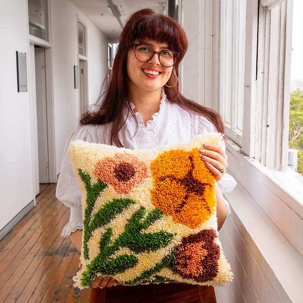 Craft Club Earthy Wild Blooms - Latch Hook Cushion Kit