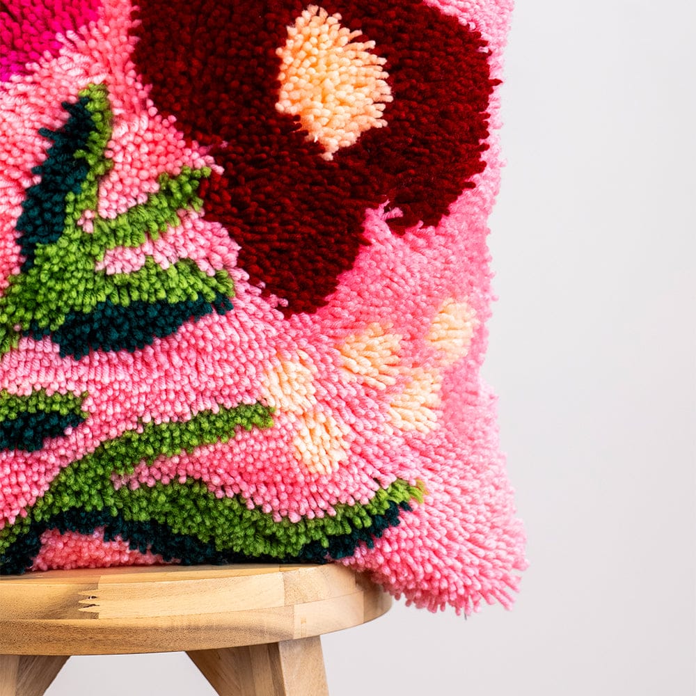 Craft Club Fuchsia Wild Blooms - Latch Hook Cushion Kit