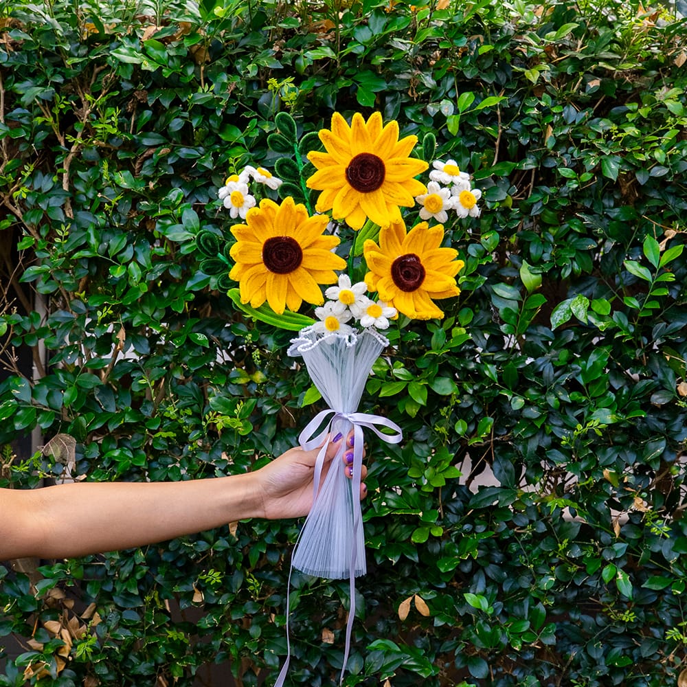 Craft Club GOLDEN SUNFLOWERS - Pipe Cleaner Bouquet Kit