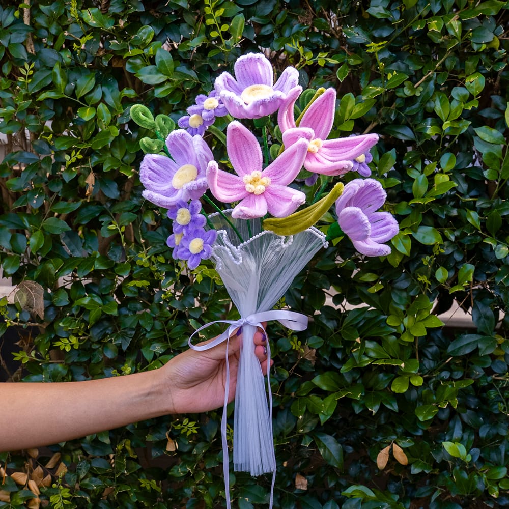 Craft Club PURPLE SPLENDOUR - Pipe Cleaner Bouquet Kit