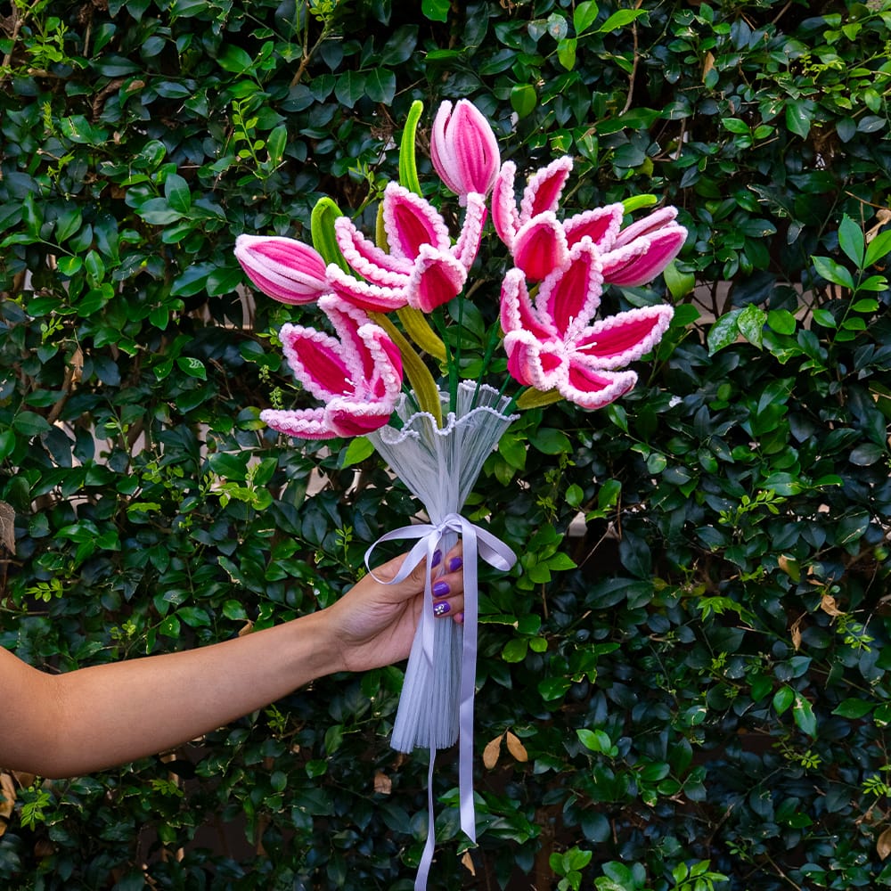 Craft Club STARGAZER LILIES - Pipe Cleaner Bouquet Kit