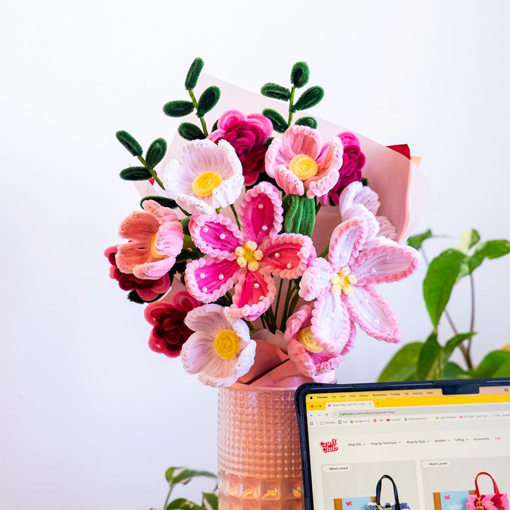 Craft Club Blushing Bouquet - Pipe Cleaner Bouquet Kit