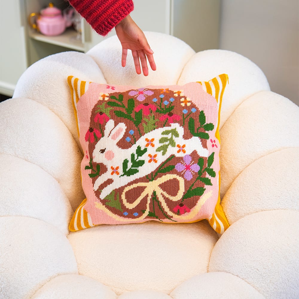 Craft Club BOUNDING BUNNY - Tapestry Needlepoint Cushion Kit
