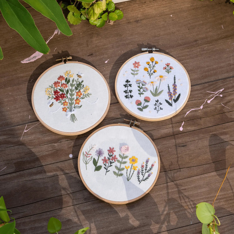Craft Club Co Australia FLORAL SAMPLER Embroidery Kit