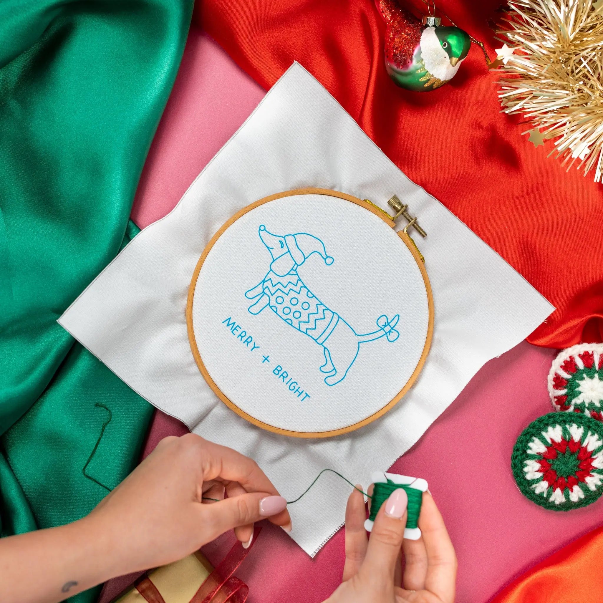 Craft Club Co Australia SANTA'S LITTLE HELPER Embroidery Kit