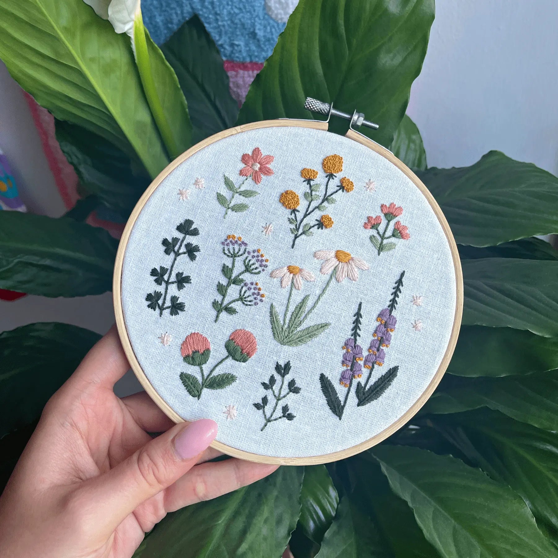 Craft Club Co Australia WILDFLOWER Embroidery Kit